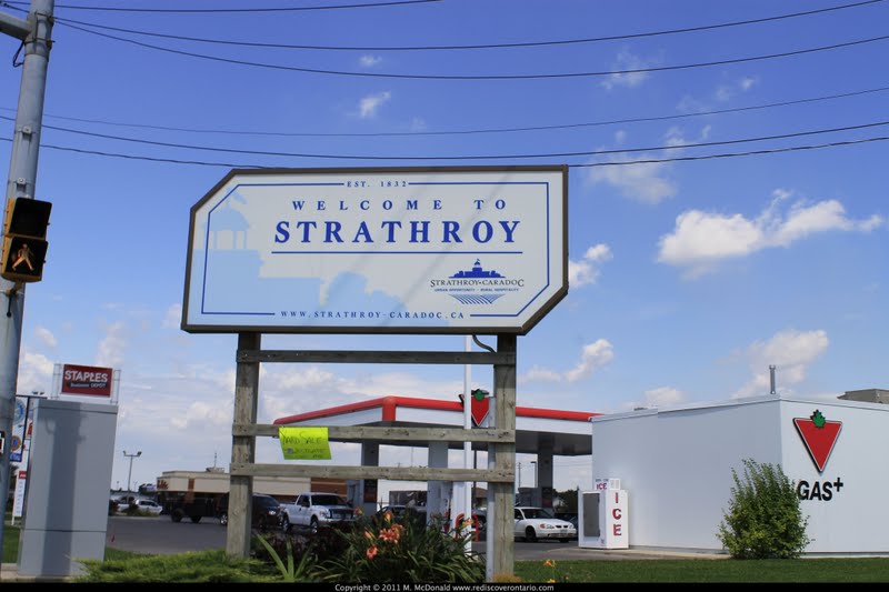 Shipping container delivery to Strathroy, Ontario from Van Blanc Brantford